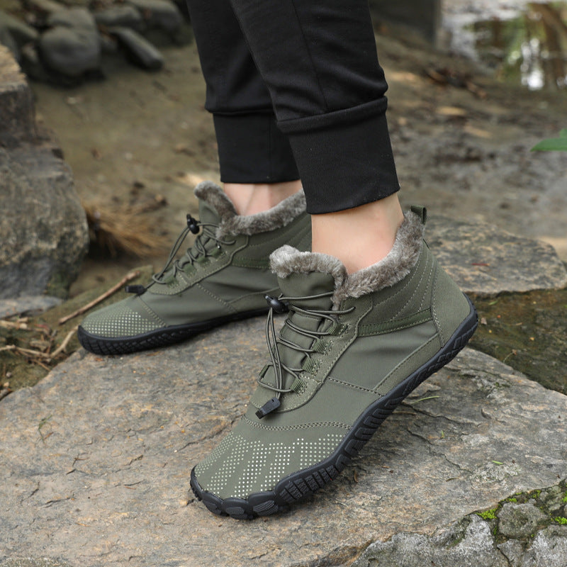 Winter Outdoors Fleece-lined Hiking Shoes