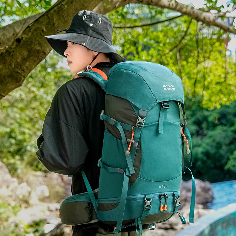 Outdoor Large Capacity 35L Backpack