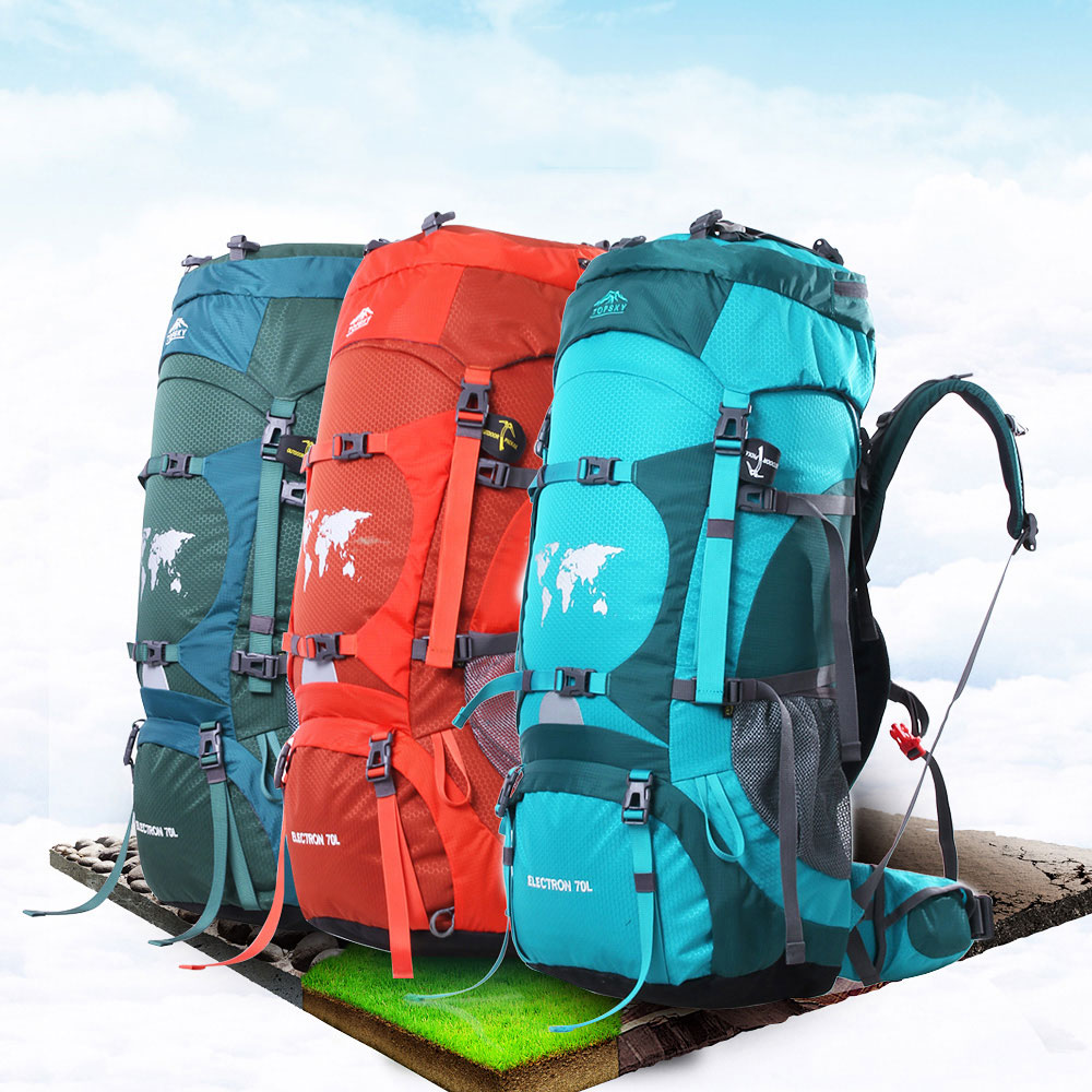 Water-splashing Multifunctional Hiking Backpack