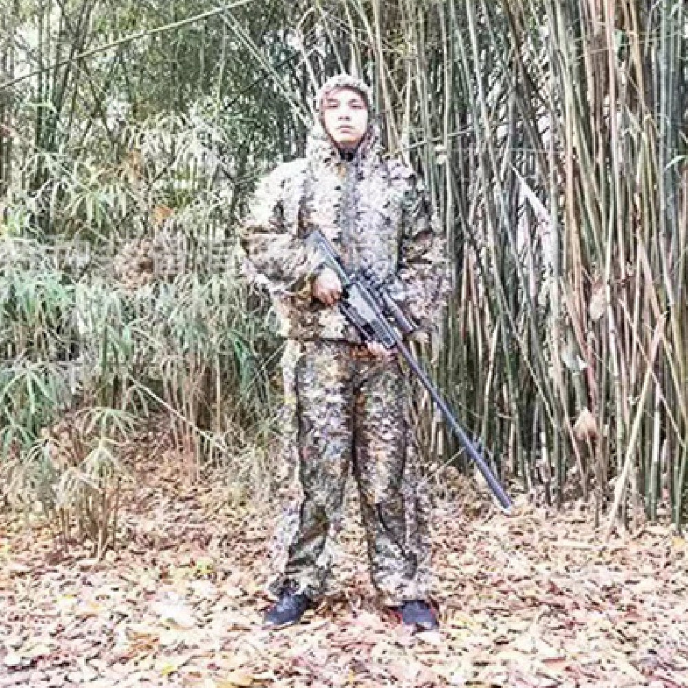 3D Maple Leaf Jungle Hunting Hooded